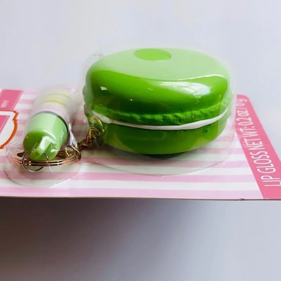 La Petite Pastry shop squishy Macaroon & mint lip balm - Picture 5 of 5